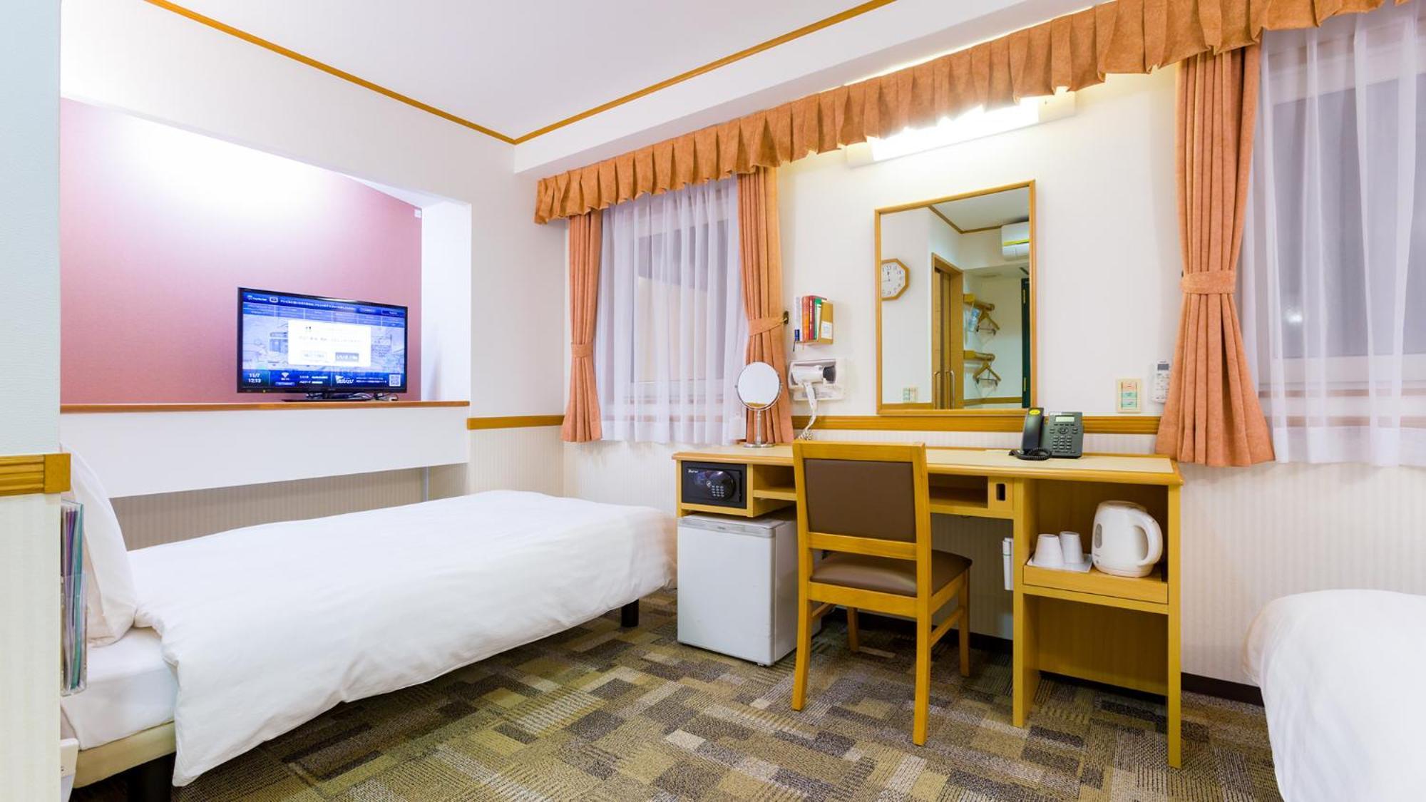 Toyoko Inn Yamagata-Eki Nishi-Guchi Yamagata  Habitación foto